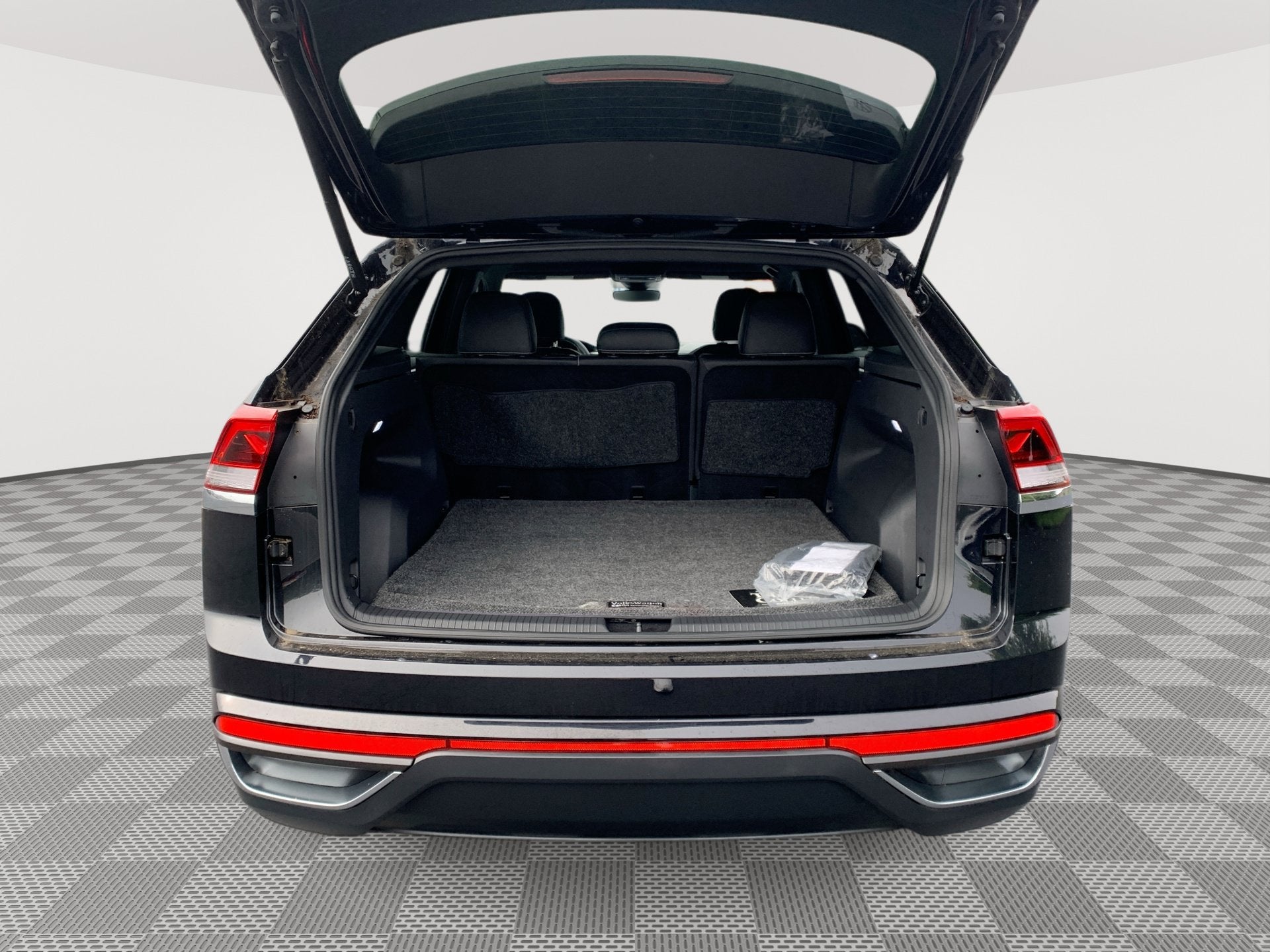 2025 Volkswagen Atlas Cross Sport 2.0T SE