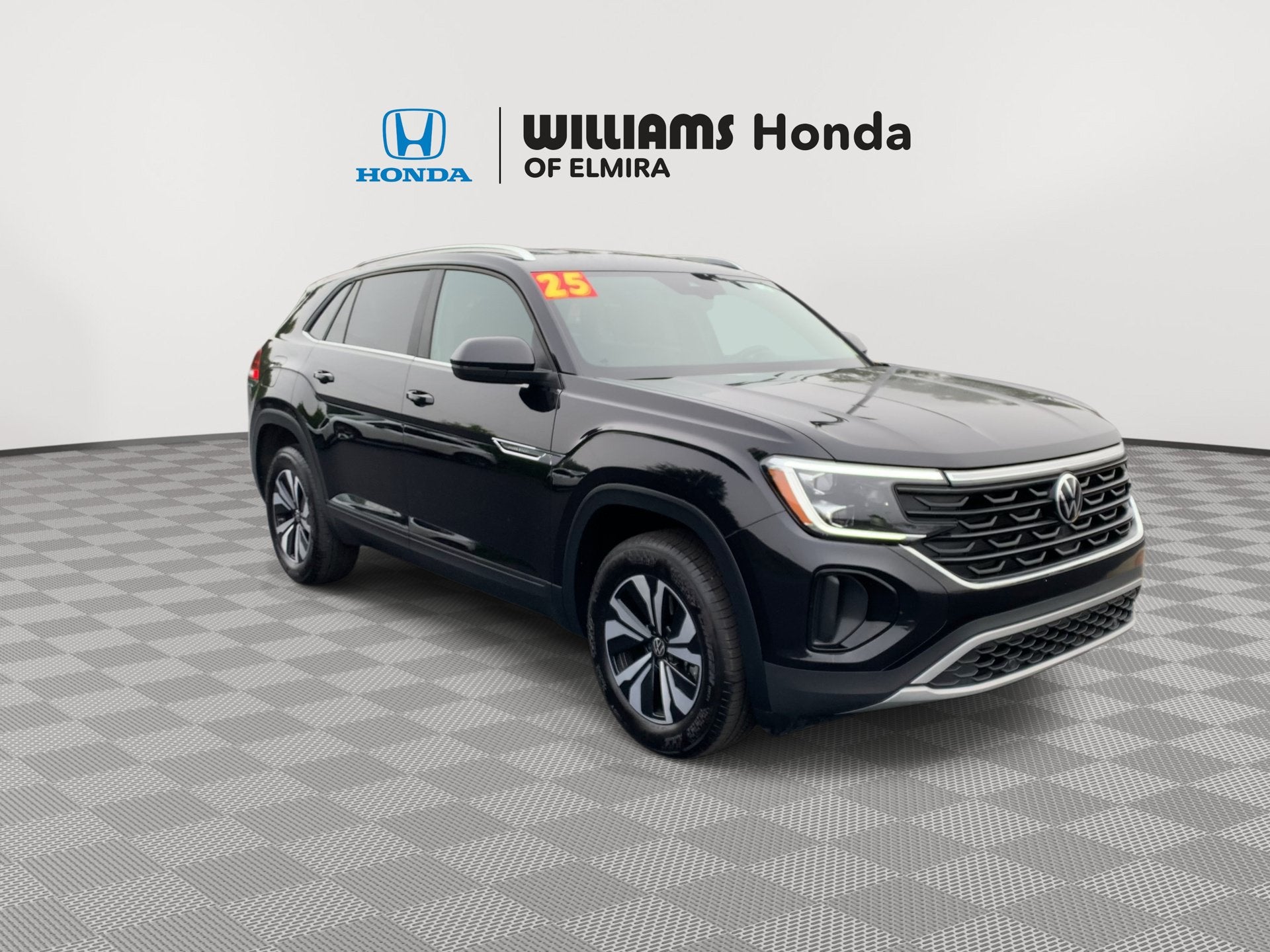 2025 Volkswagen Atlas Cross Sport 2.0T SE