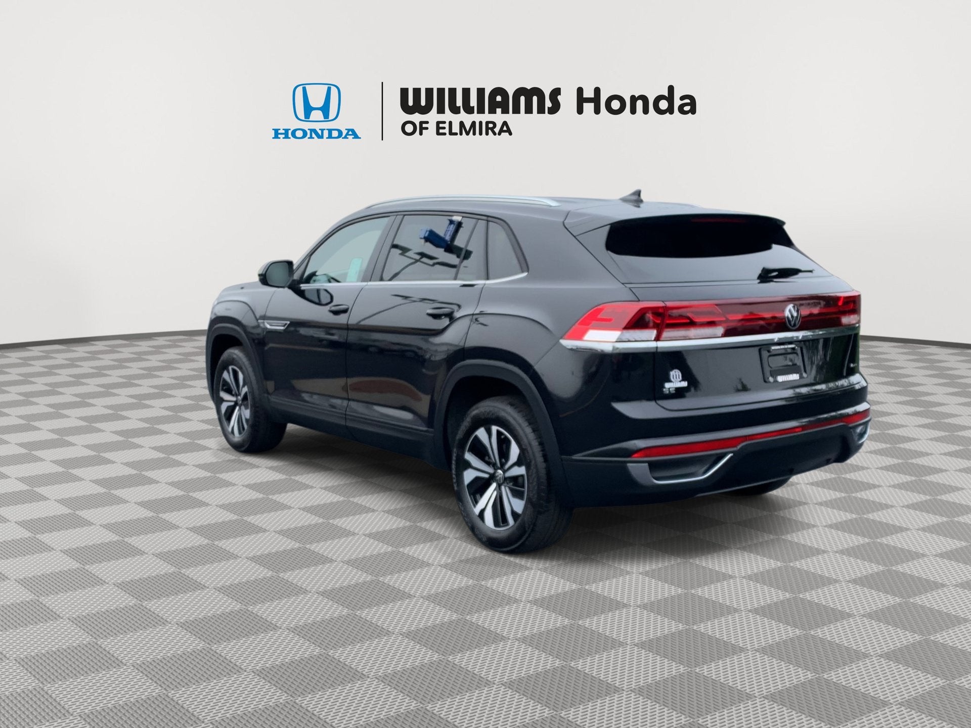 2025 Volkswagen Atlas Cross Sport 2.0T SE
