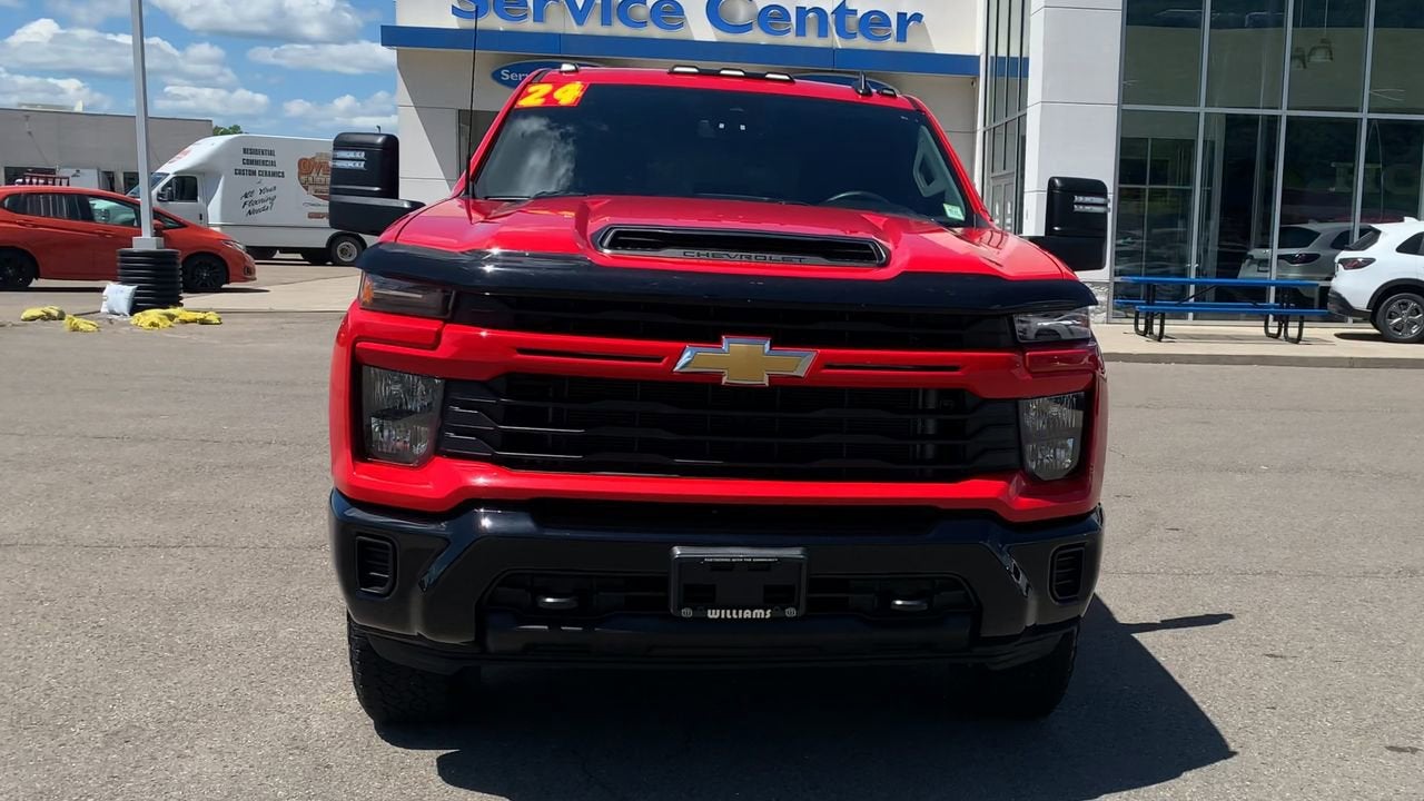 2024 Chevrolet Silverado 2500HD Custom