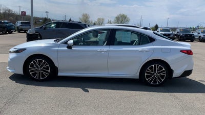 2025 Toyota Camry XLE