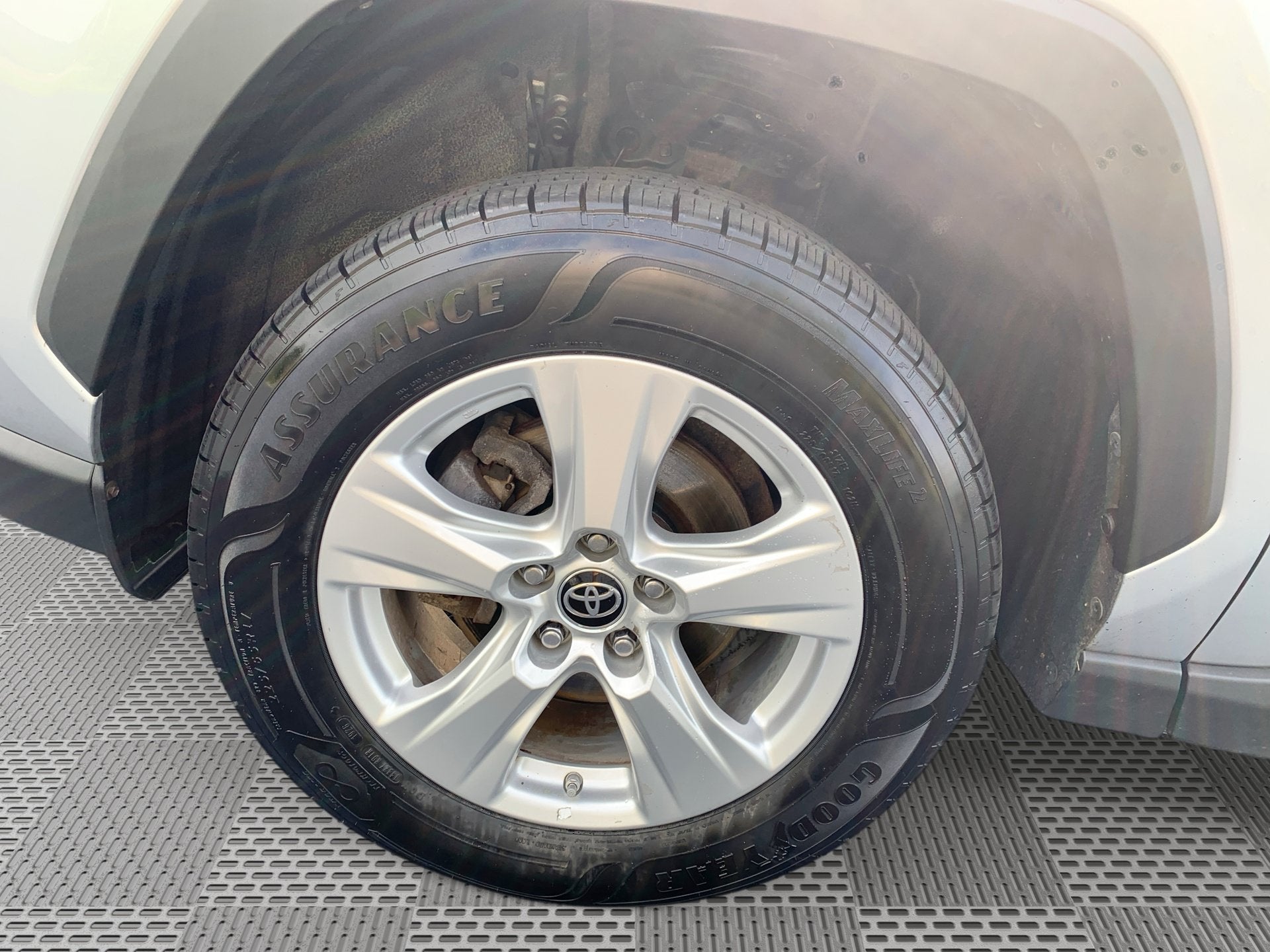 2021 Toyota RAV4 Hybrid LE