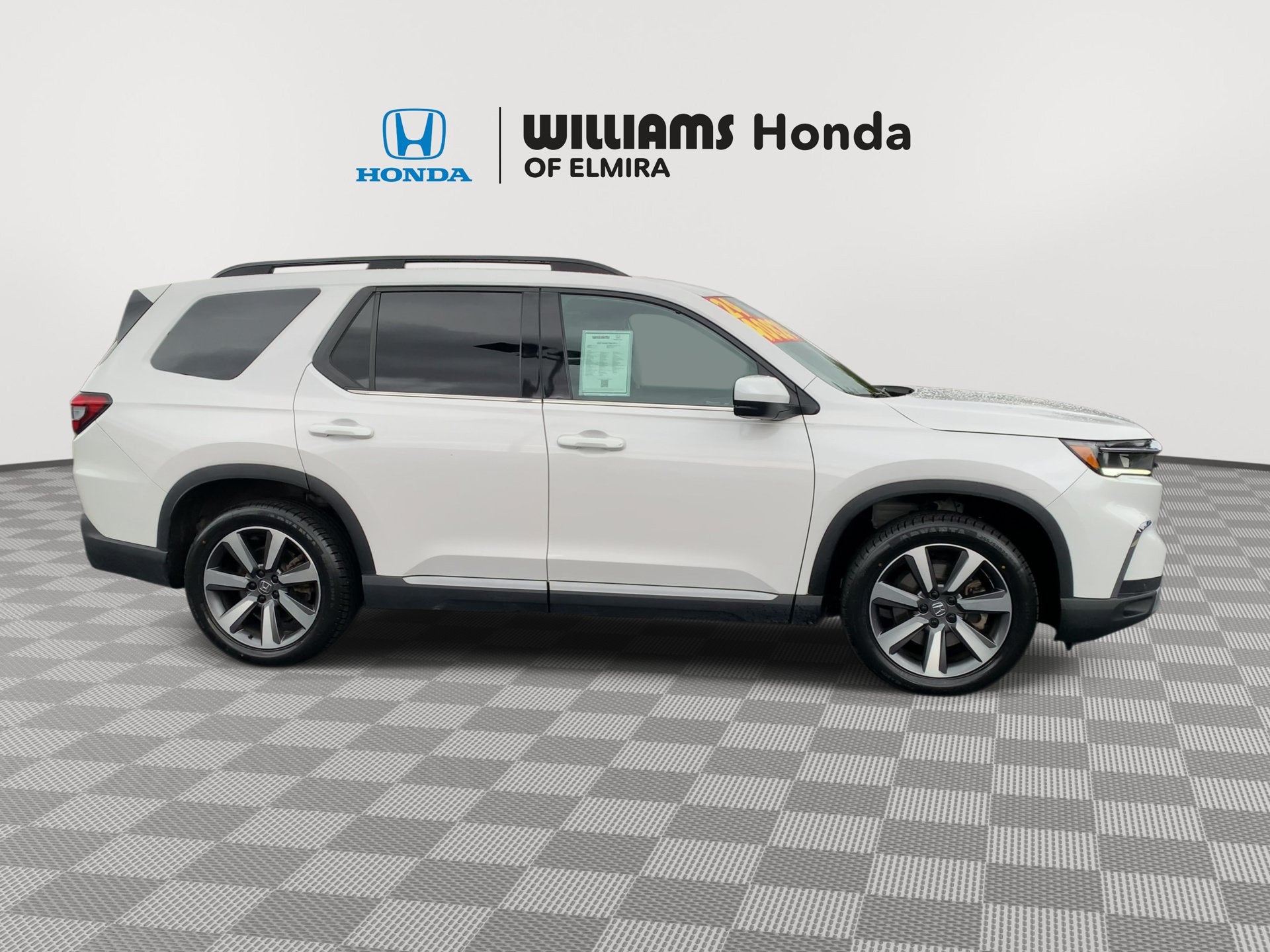 2024 Honda Pilot Touring