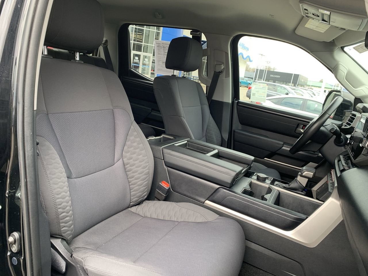 2023 Toyota Tundra 4WD SR5