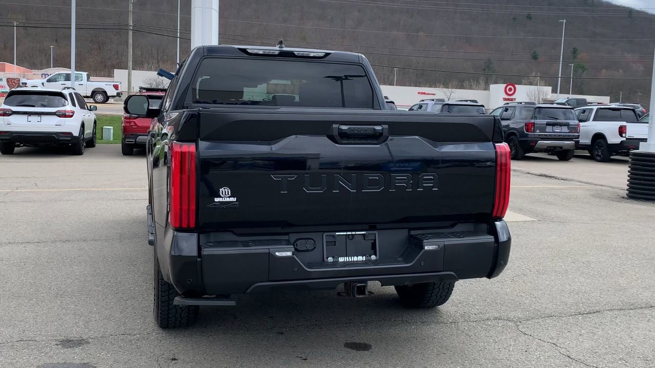 2023 Toyota Tundra 4WD SR5