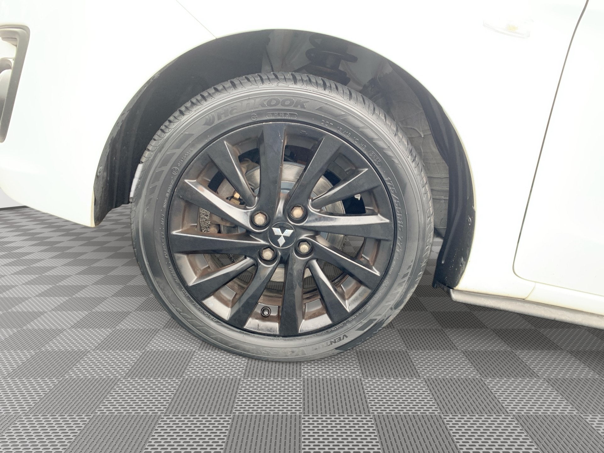 2020 Mitsubishi Mirage G4 LE