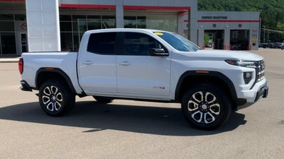 2024 GMC Canyon AT4