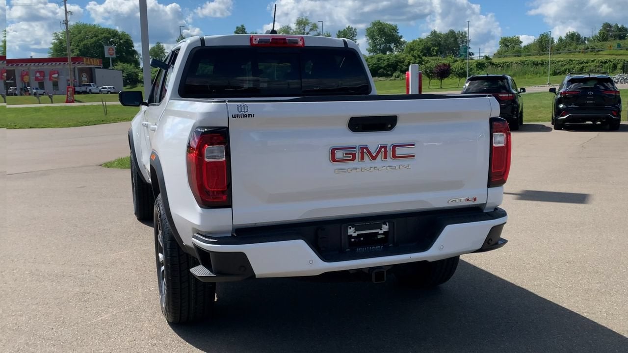 2024 GMC Canyon AT4