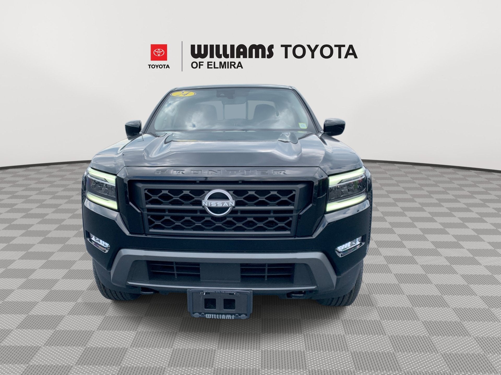 2024 Nissan Frontier SL