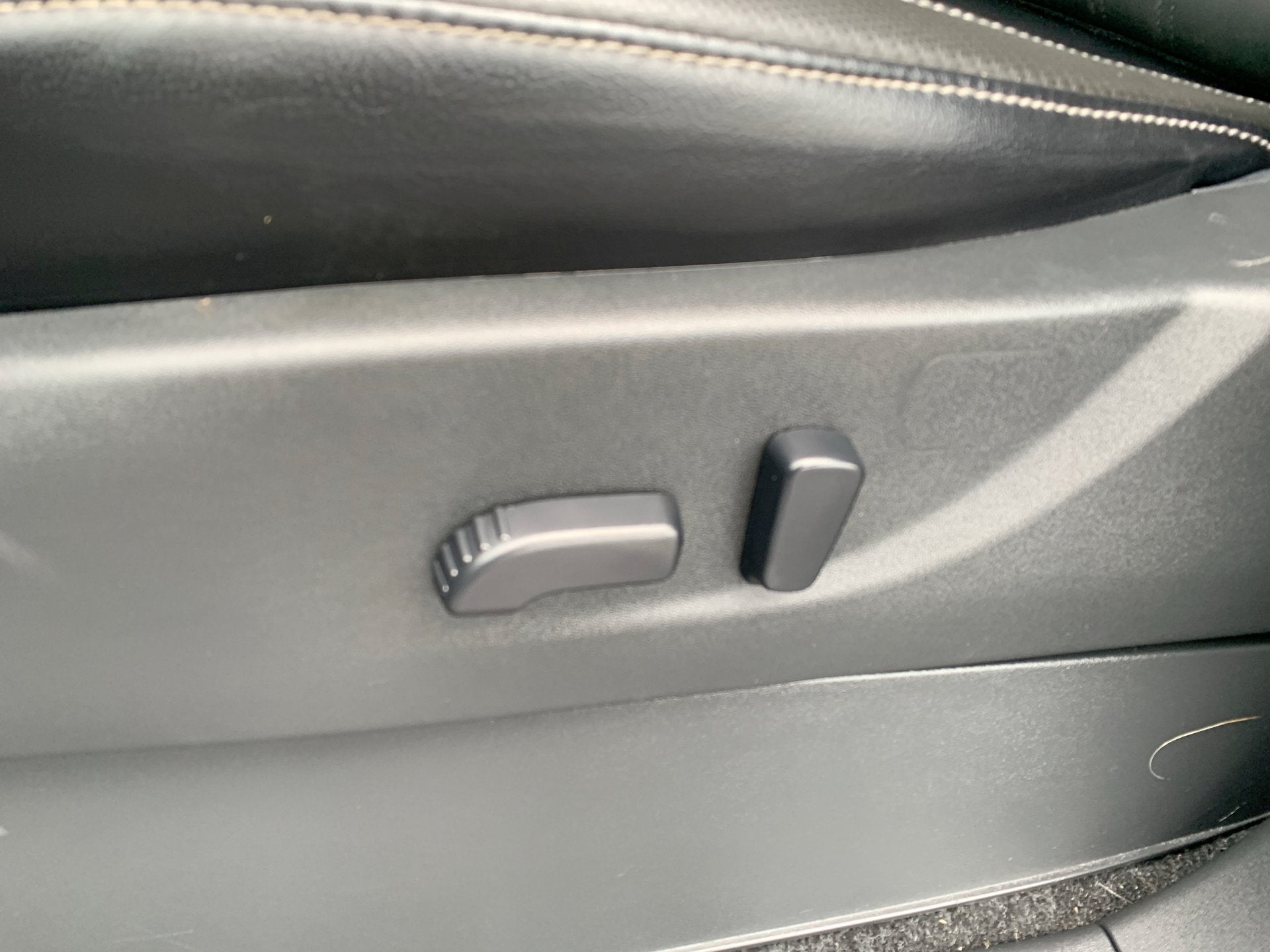 2024 Nissan Frontier SL