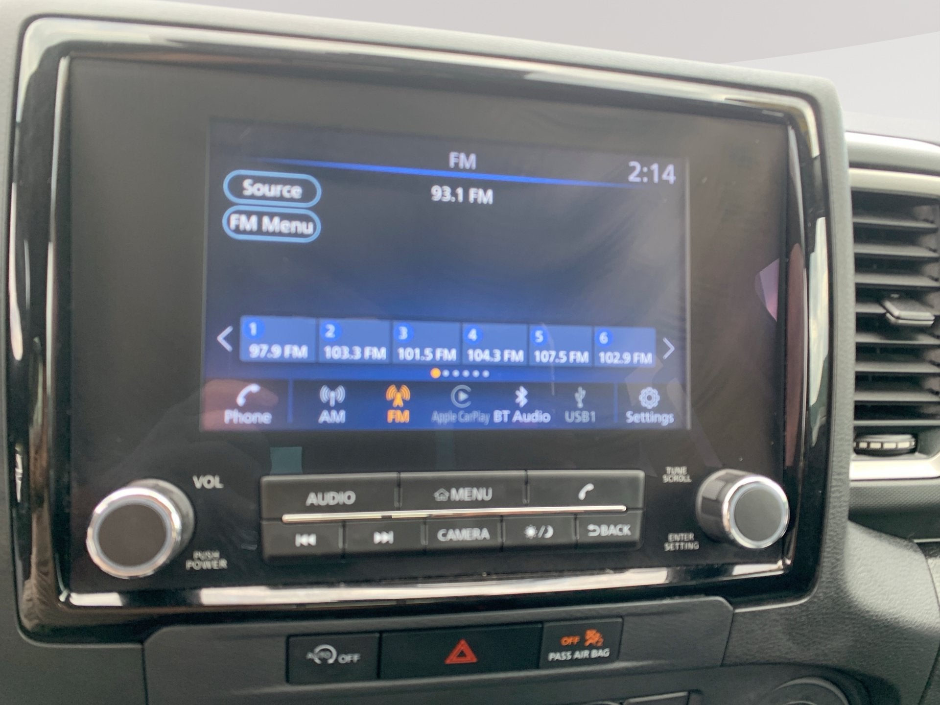 2024 Nissan Frontier SL