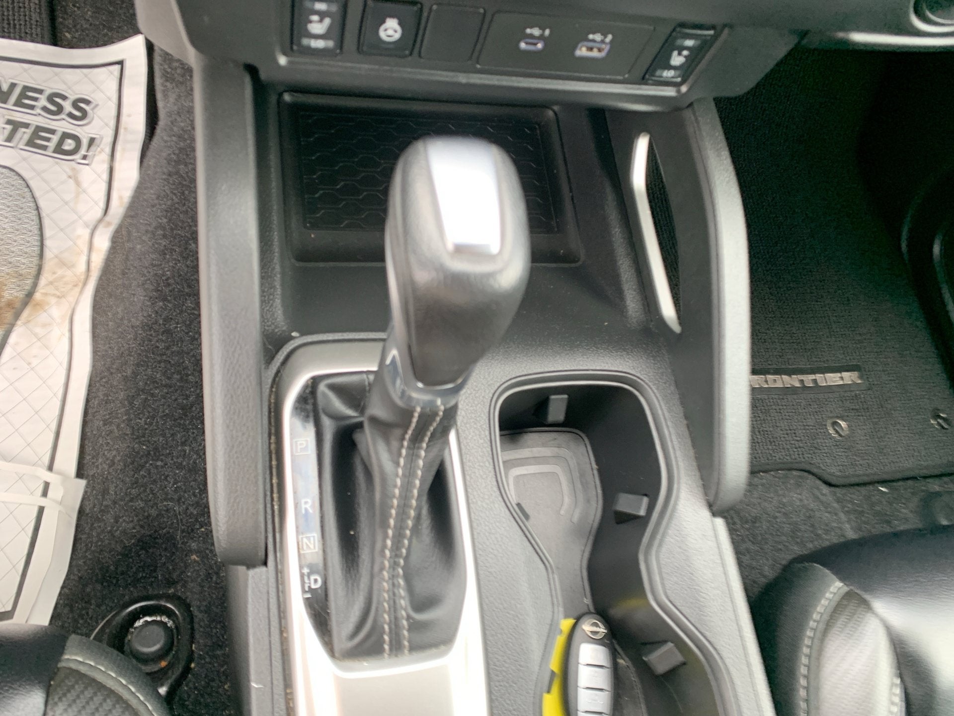 2024 Nissan Frontier SL