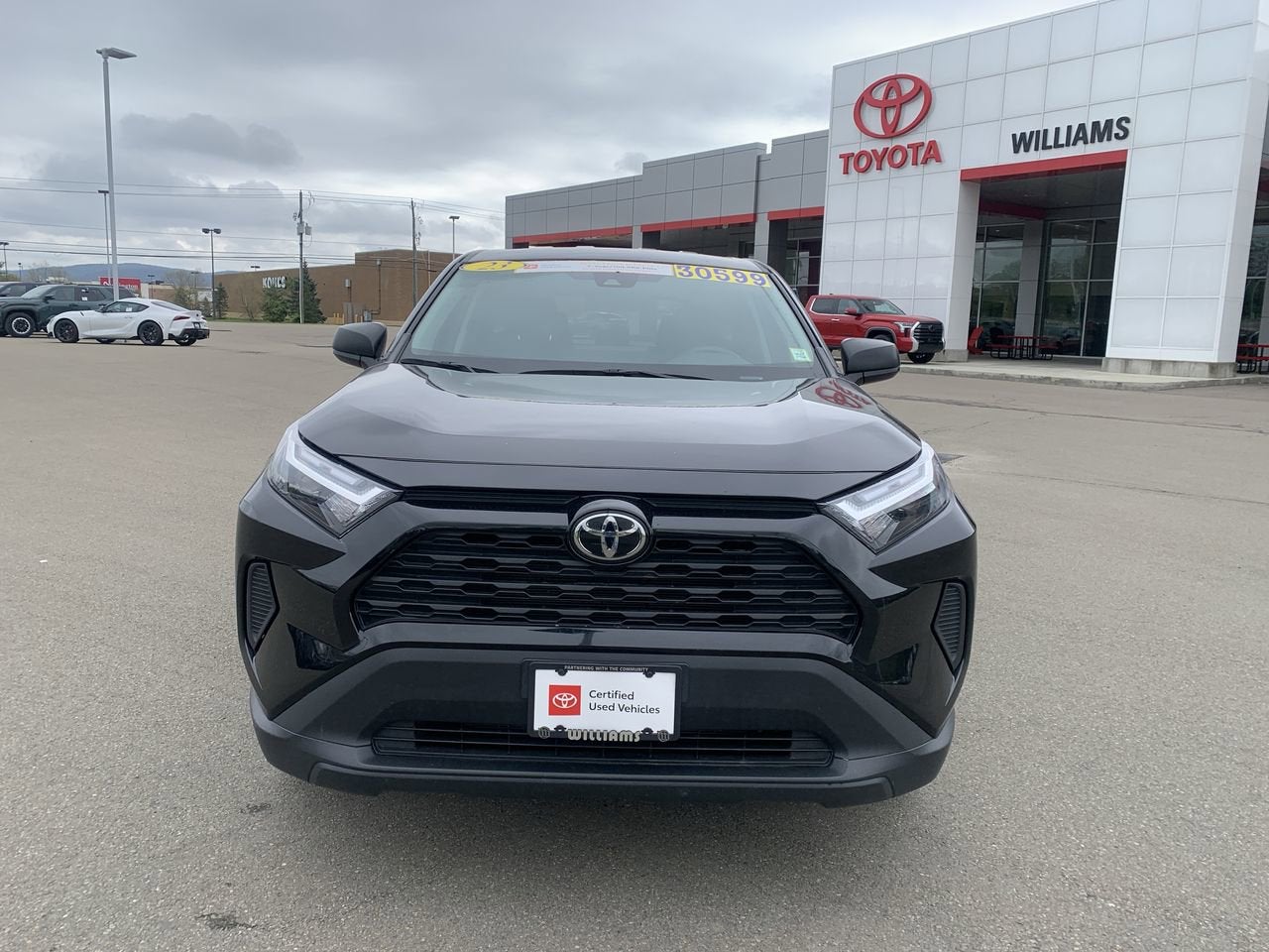 2023 Toyota RAV4 LE