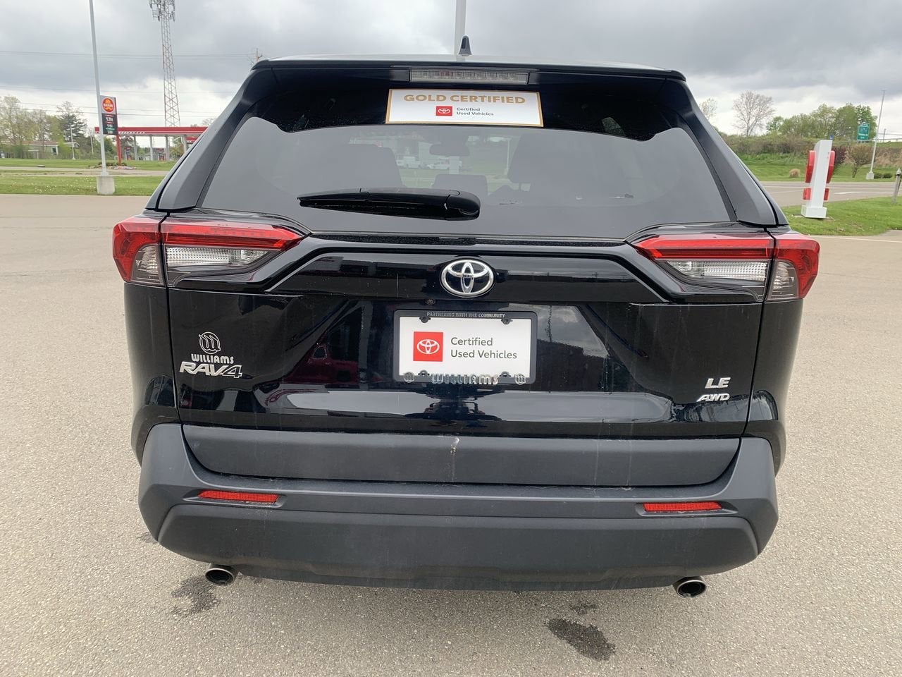 2023 Toyota RAV4 LE