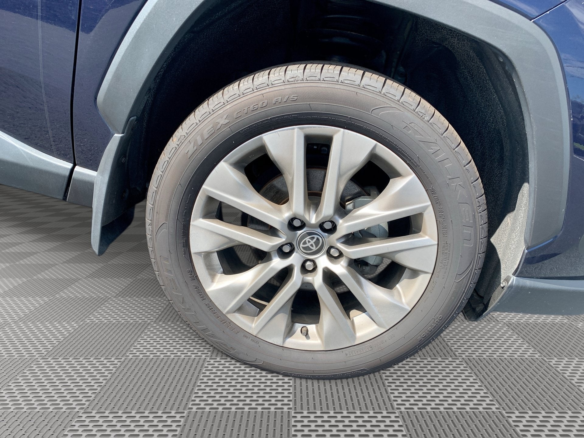 2023 Toyota RAV4 Limited