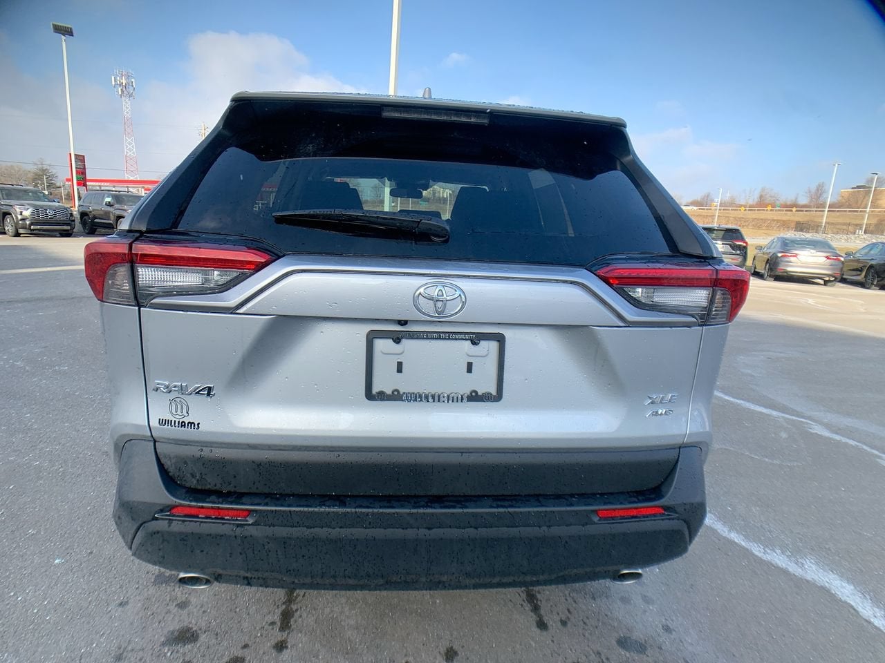 2025 Toyota RAV4 XLE