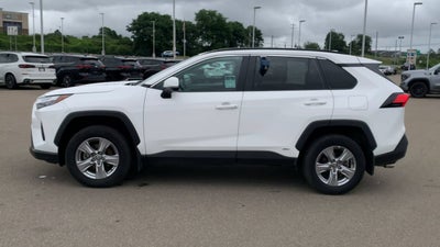 2024 Toyota RAV4 XLE