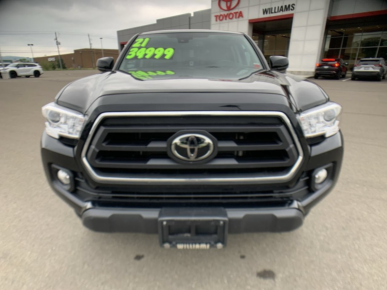 2021 Toyota Tacoma 4WD SR5