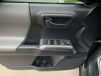 2021 Toyota Tacoma 4WD SR5