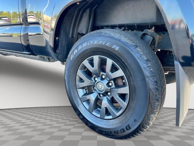 2021 Toyota Tacoma 4WD SR5