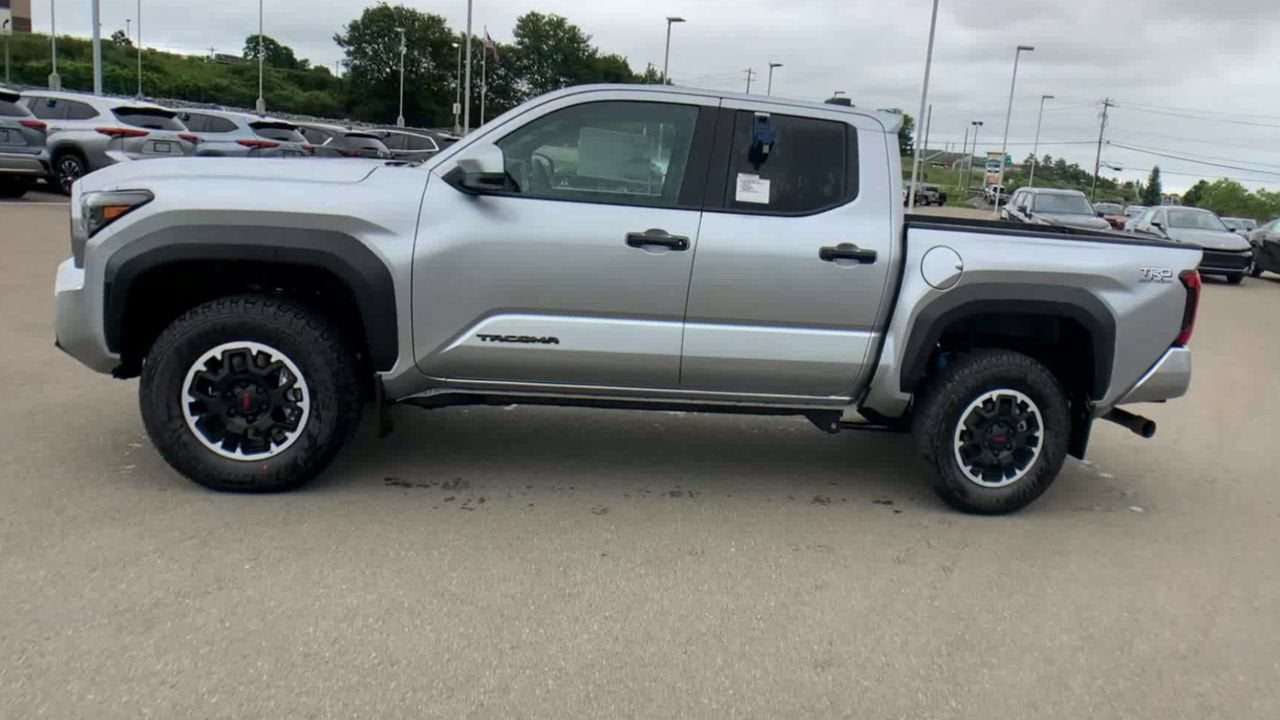 2024 Toyota Tacoma 4WD TRD Off-Road