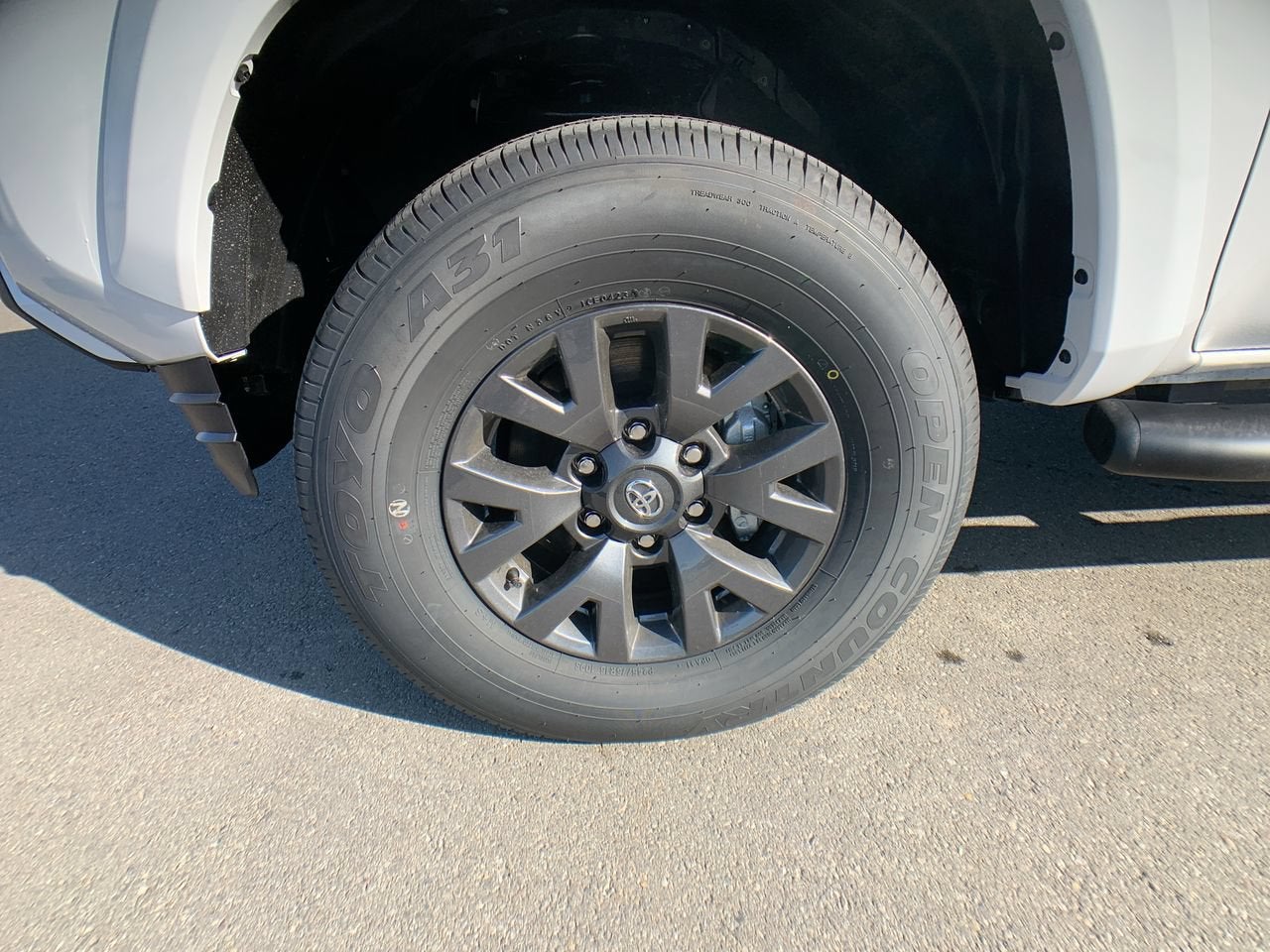 2023 Toyota Tacoma 4WD SR5