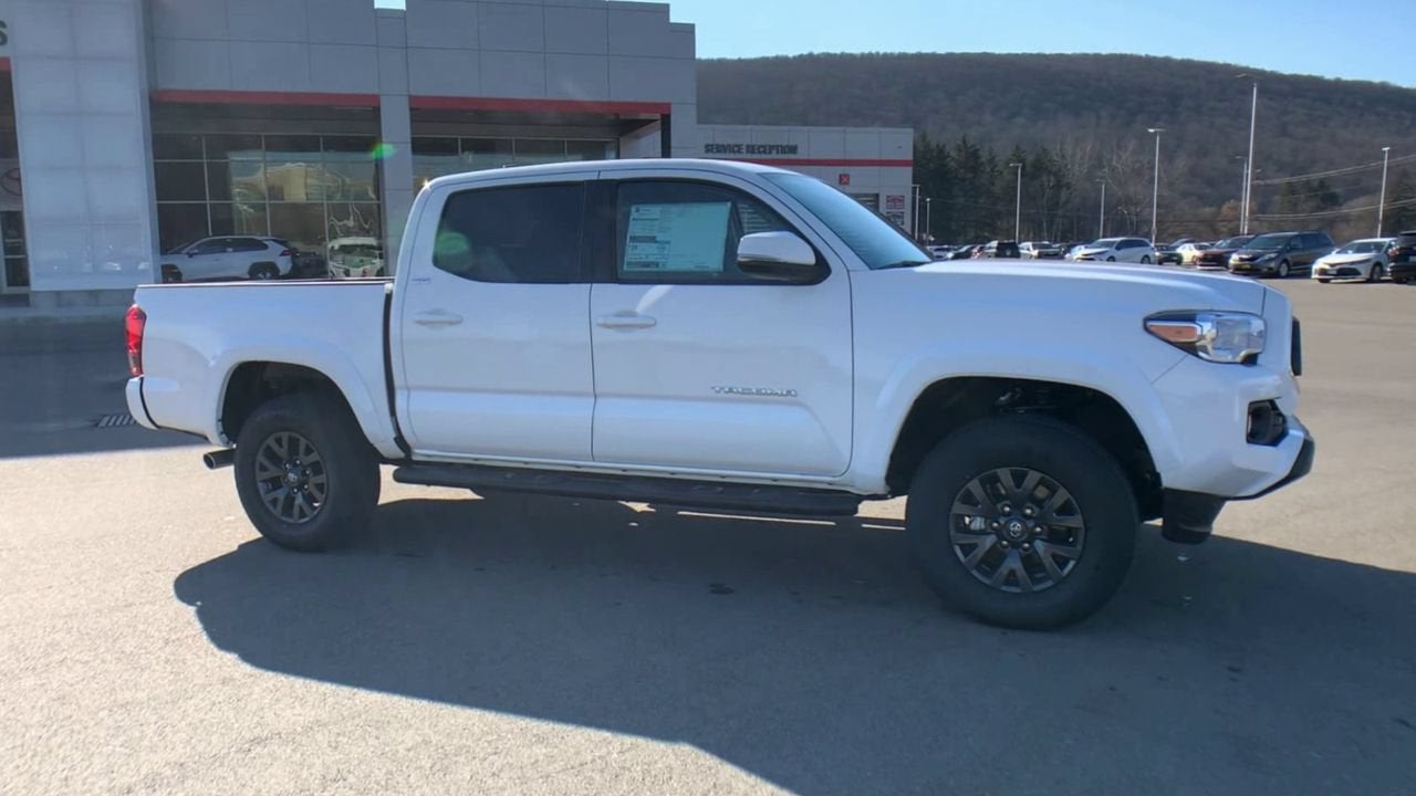 2023 Toyota Tacoma 4WD SR5