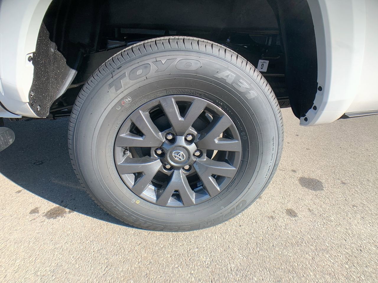 2023 Toyota Tacoma 4WD SR5