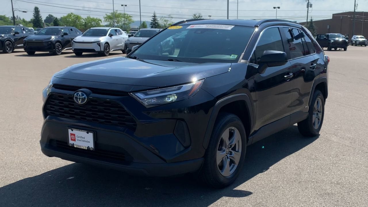 2023 Toyota RAV4 LE