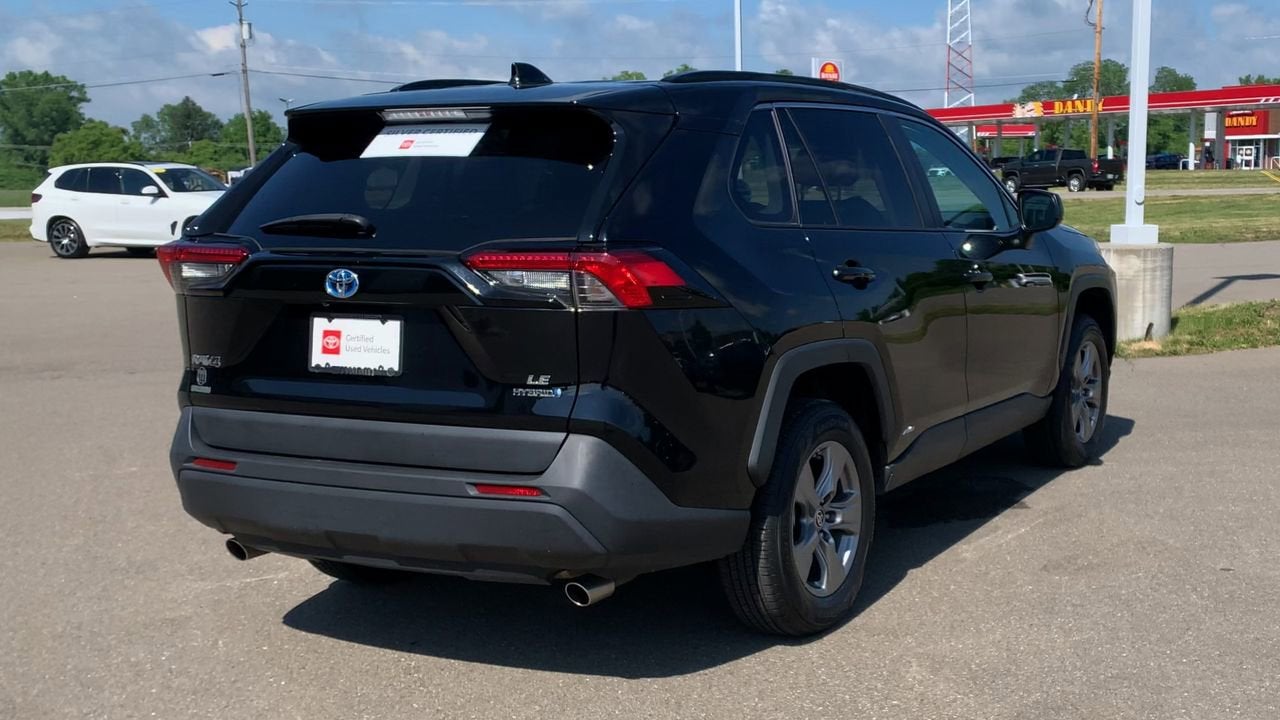 2023 Toyota RAV4 LE