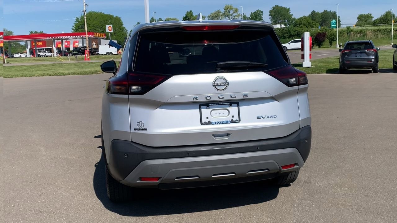 2022 Nissan Rogue SV