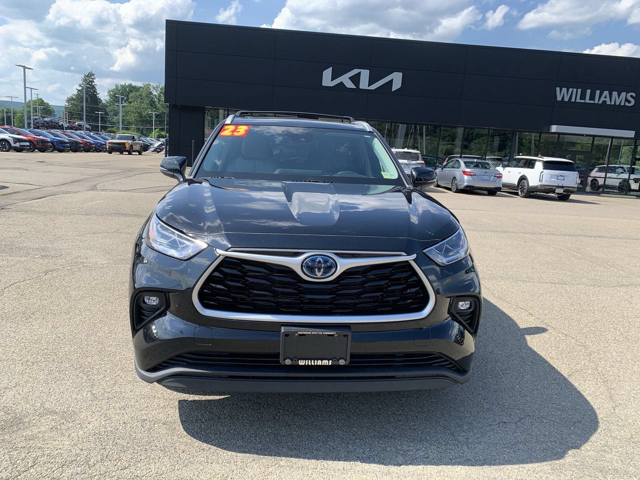 2023 Toyota Highlander Bronze Edition