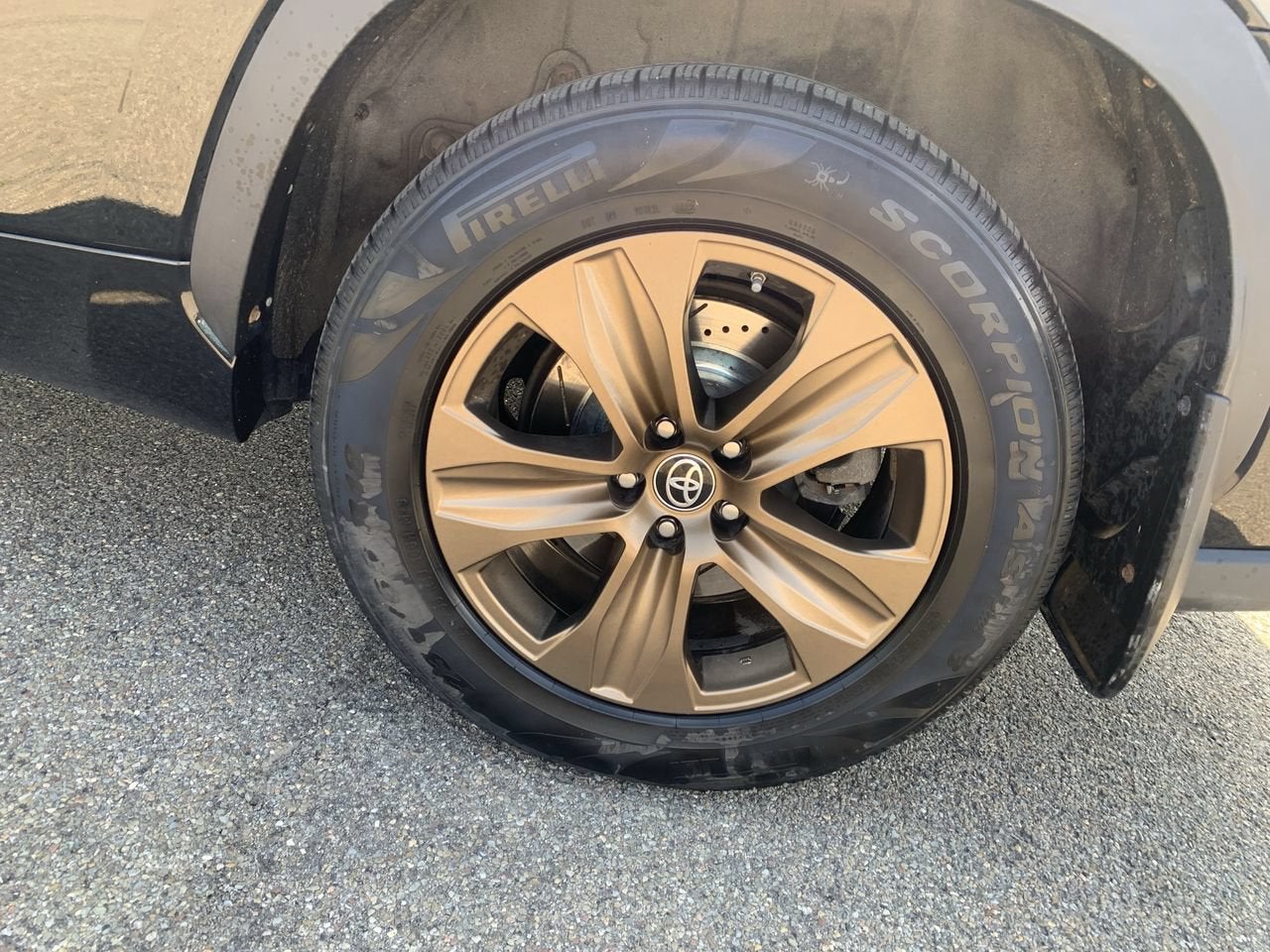 2023 Toyota Highlander Bronze Edition