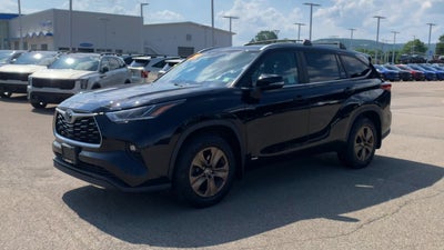 2023 Toyota Highlander Bronze Edition