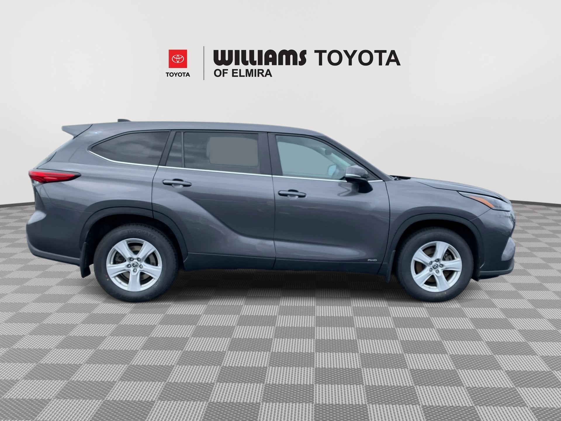 2023 Toyota Highlander LE