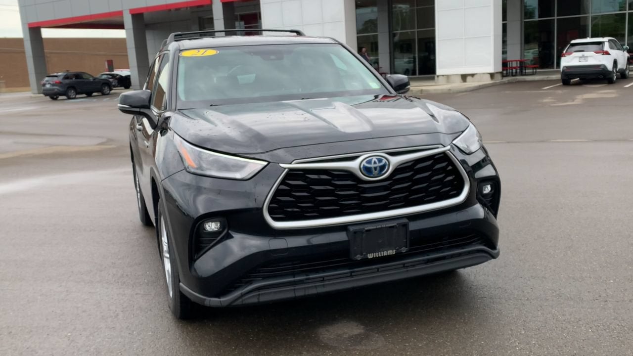 2021 Toyota Highlander LE