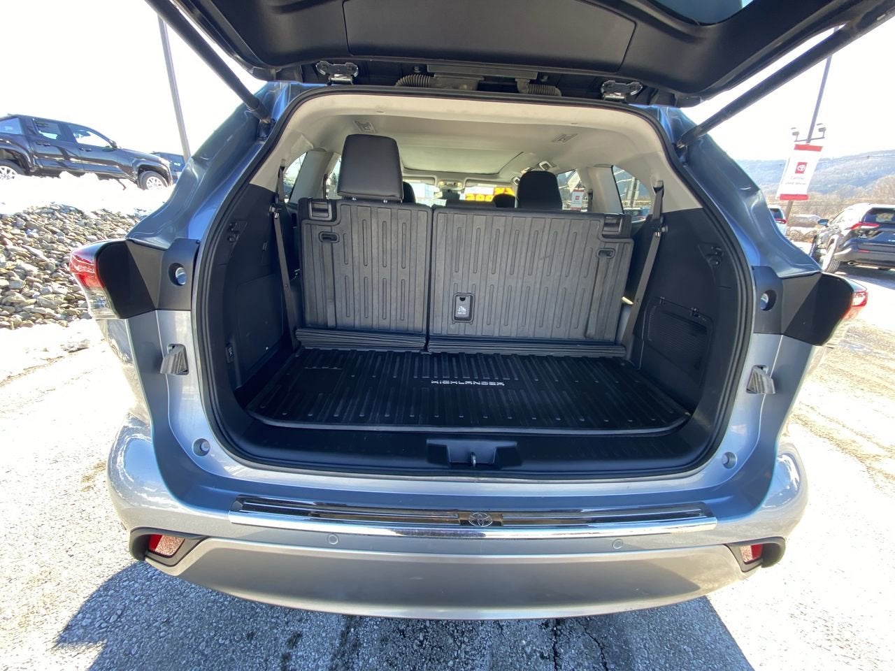 2024 Toyota Highlander Platinum