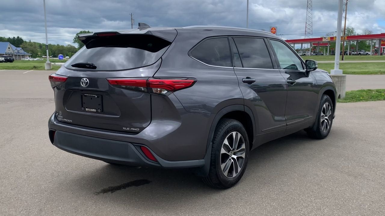 2022 Toyota Highlander XLE