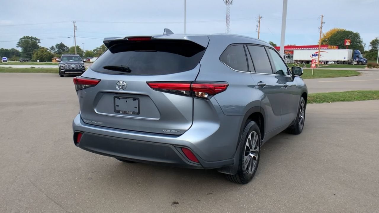 2021 Toyota Highlander XLE