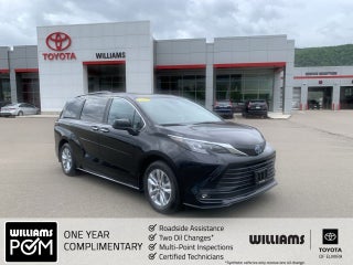2025 Toyota Sienna XLE