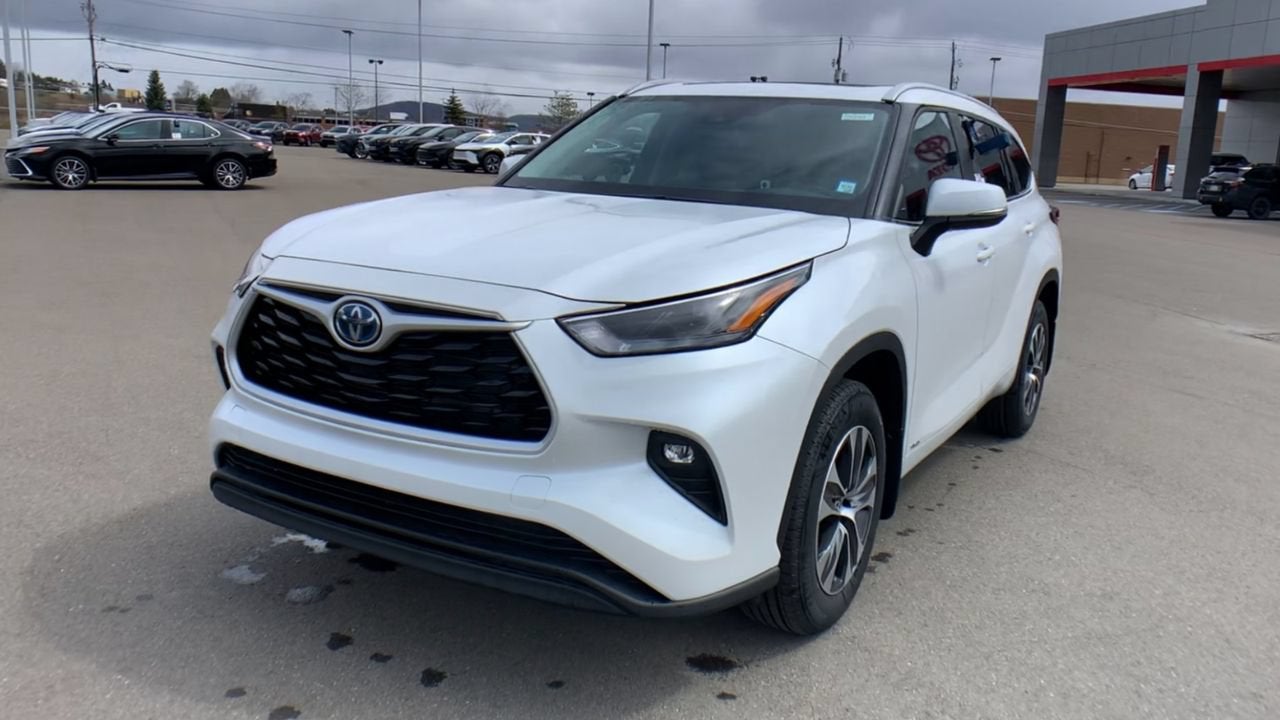 2024 Toyota Highlander XLE