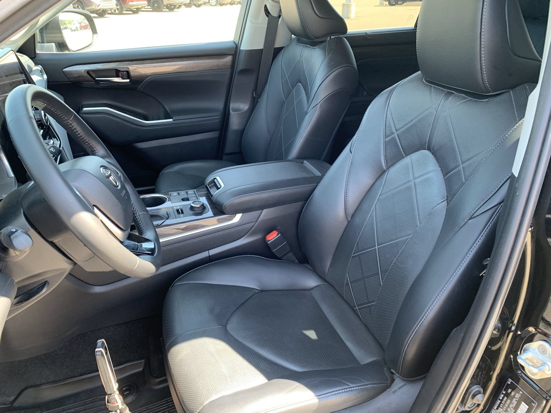 2023 Toyota Highlander Platinum