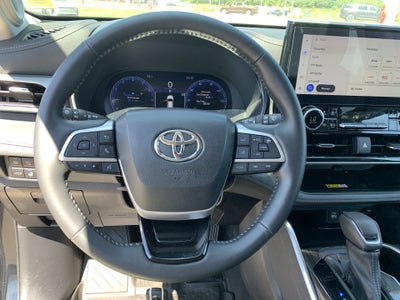 2023 Toyota Highlander Platinum