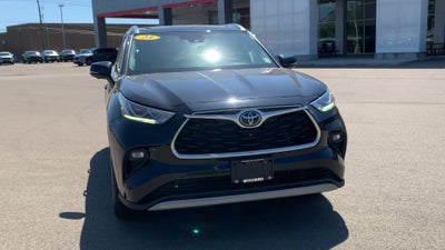 2023 Toyota Highlander Platinum
