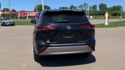 2023 Toyota Highlander Platinum