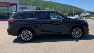 2023 Toyota Highlander Platinum
