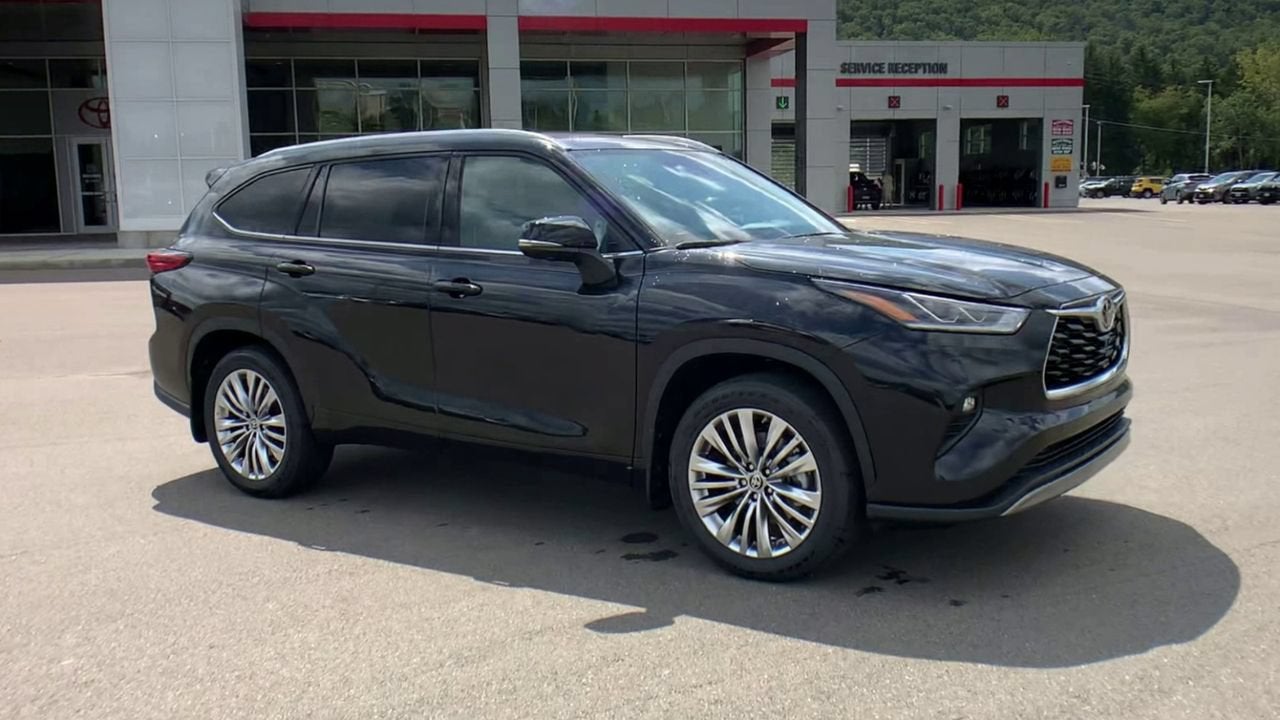 2023 Toyota Highlander Platinum