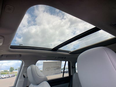 2023 Toyota Highlander Platinum