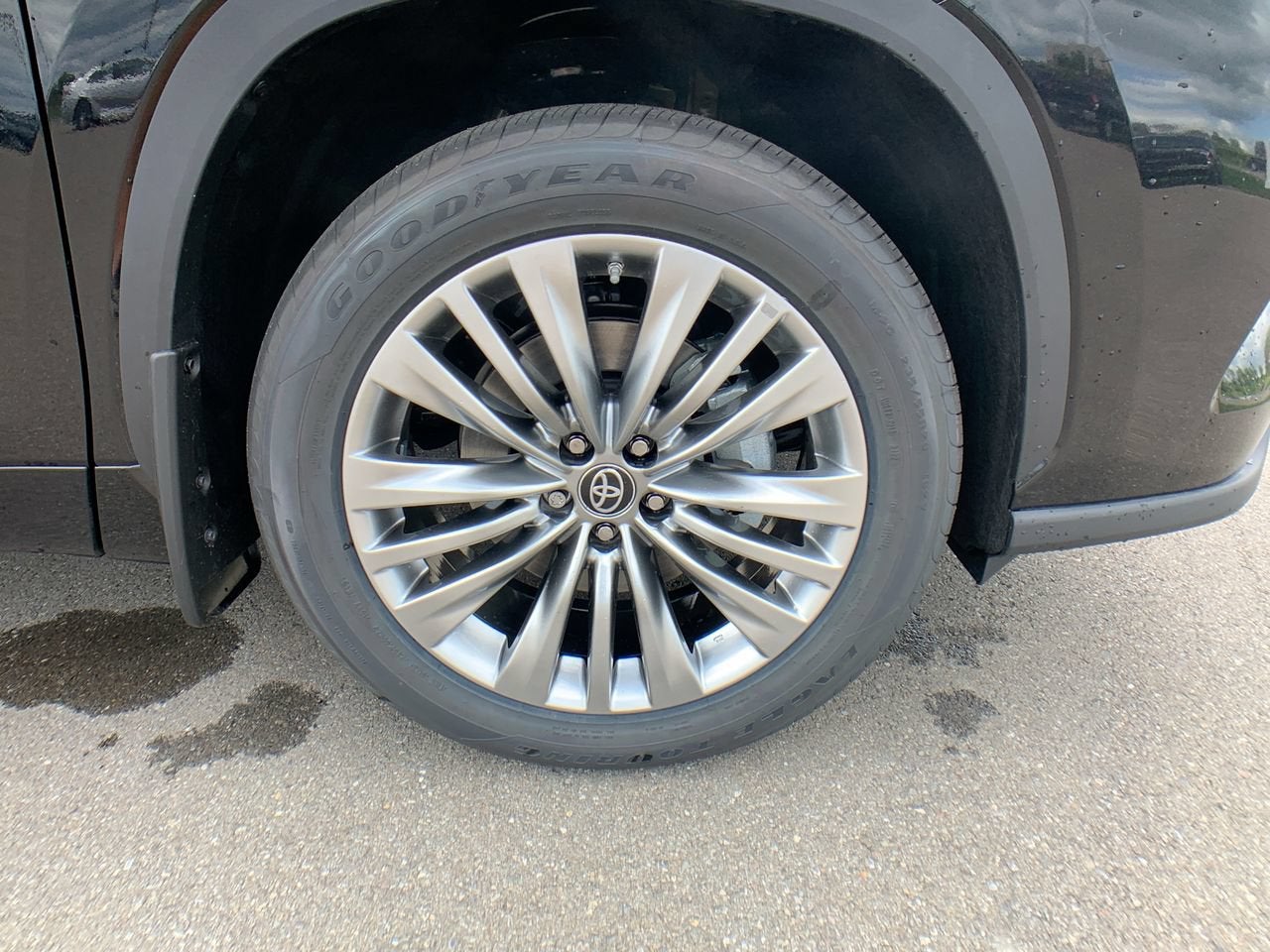2023 Toyota Highlander Platinum