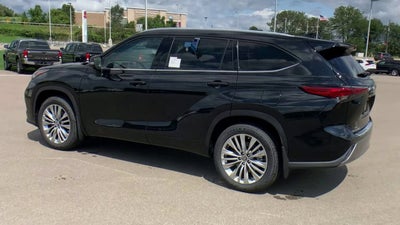 2023 Toyota Highlander Platinum